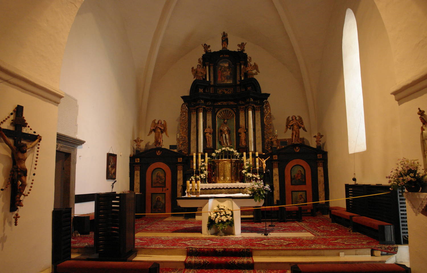 Kostol sv. Ladislava a Kaplnka Zápoľských