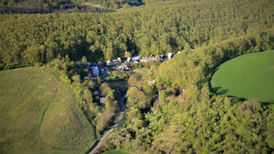 Údolie želovských pivníc