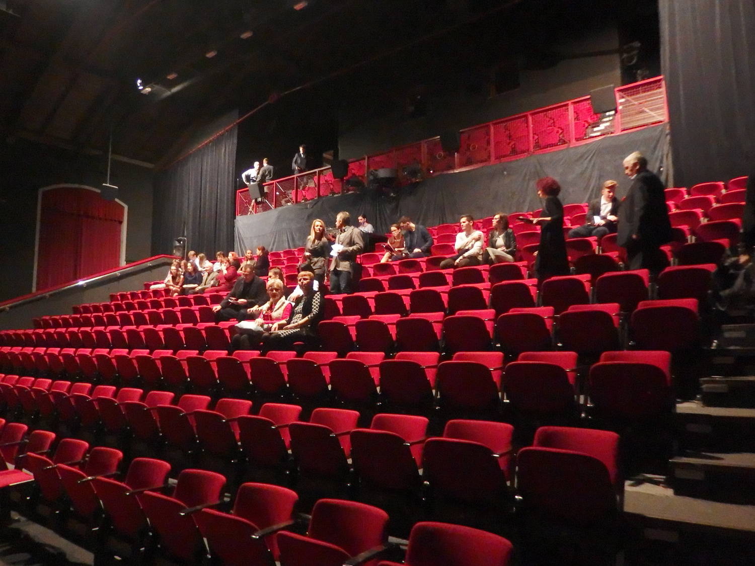 Divadlo Aréna